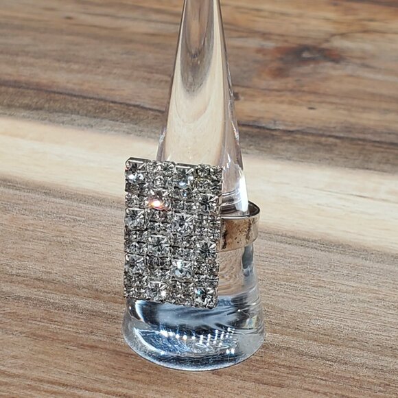 Adjustable Silver-tone Rectangular Rhinestone Cocktail Ring - Picture 5 of 6